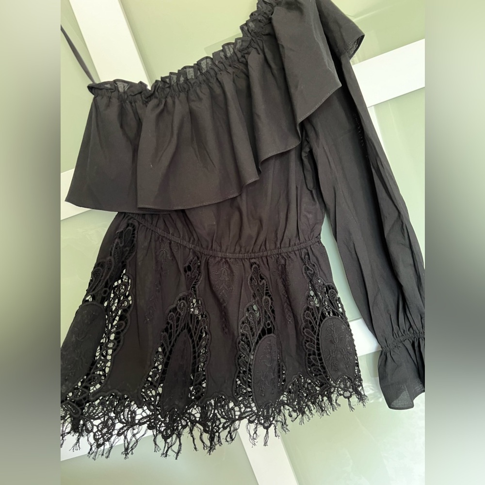 Bcbgmaxazria black blouse size xs